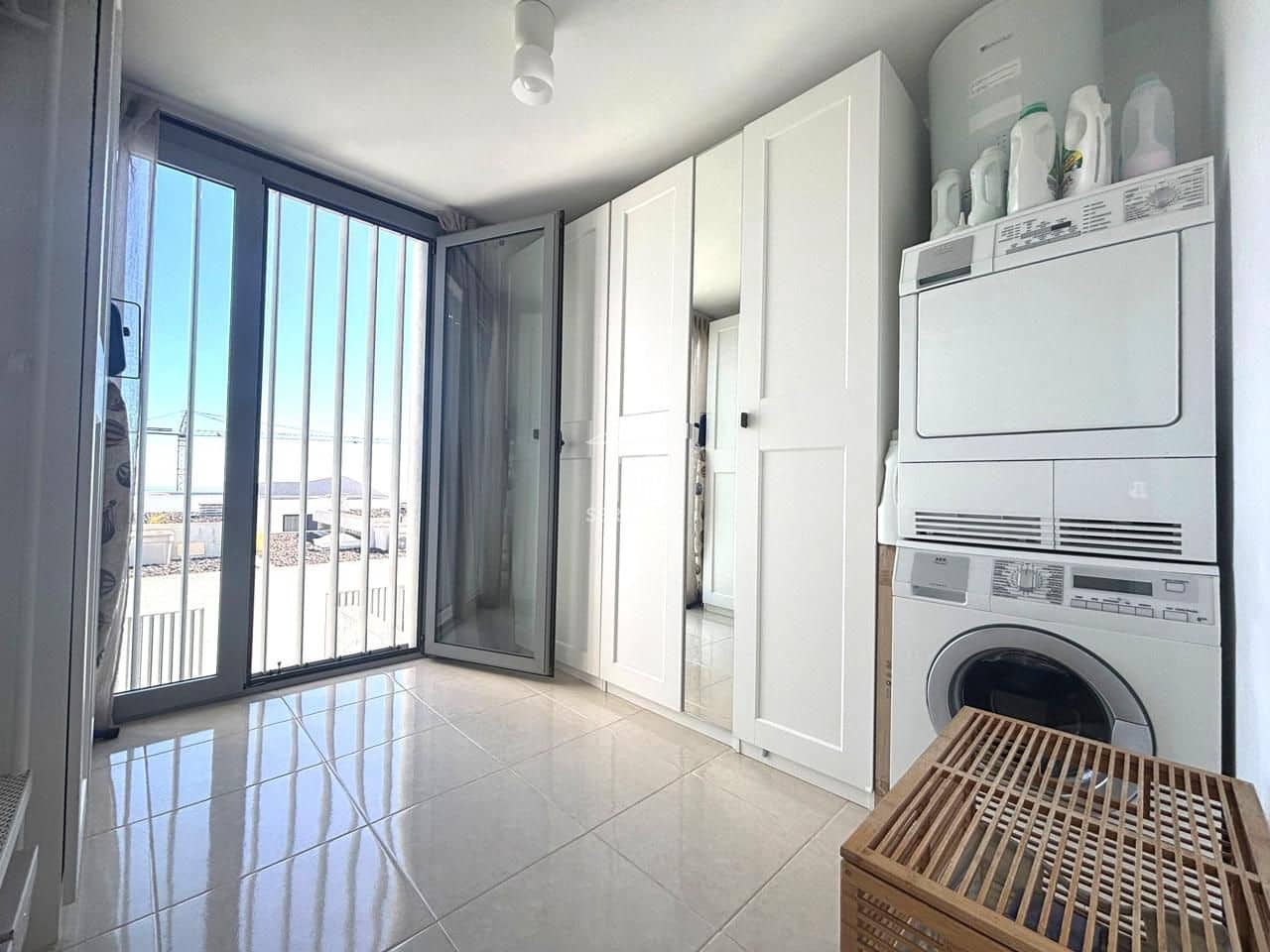 3 makuuhuone Huvila myytävänä paikassa Guimar mukana 
autotalli - 370 000 € (Ref: 9593179)