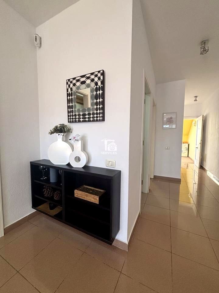 Piso de 1 habitación en Adeje en venta con piscina - 455.000 € (Ref: 9609600)