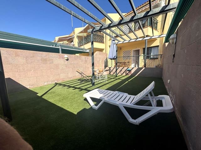 Piso de 1 habitación en Playa del Duque, Adeje en venta con piscina - 455.000 € (Ref: 9609600)