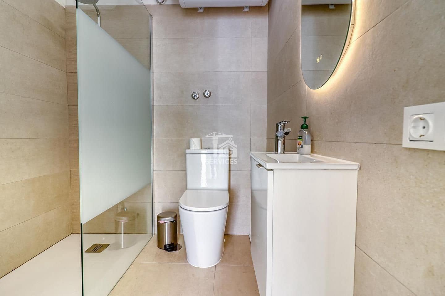 5 bedroom Villa for sale in Adeje with pool garage - € 1,900,000 (Ref: 9610241)