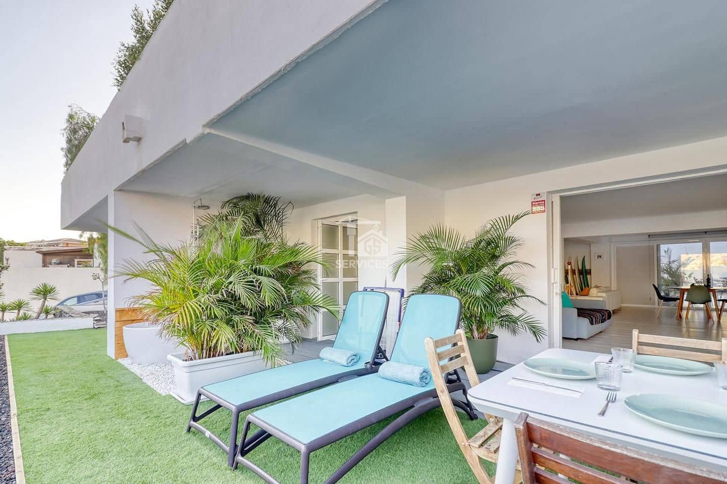 5 bedroom Villa for sale in Adeje with pool garage - € 1,900,000 (Ref: 9610241)