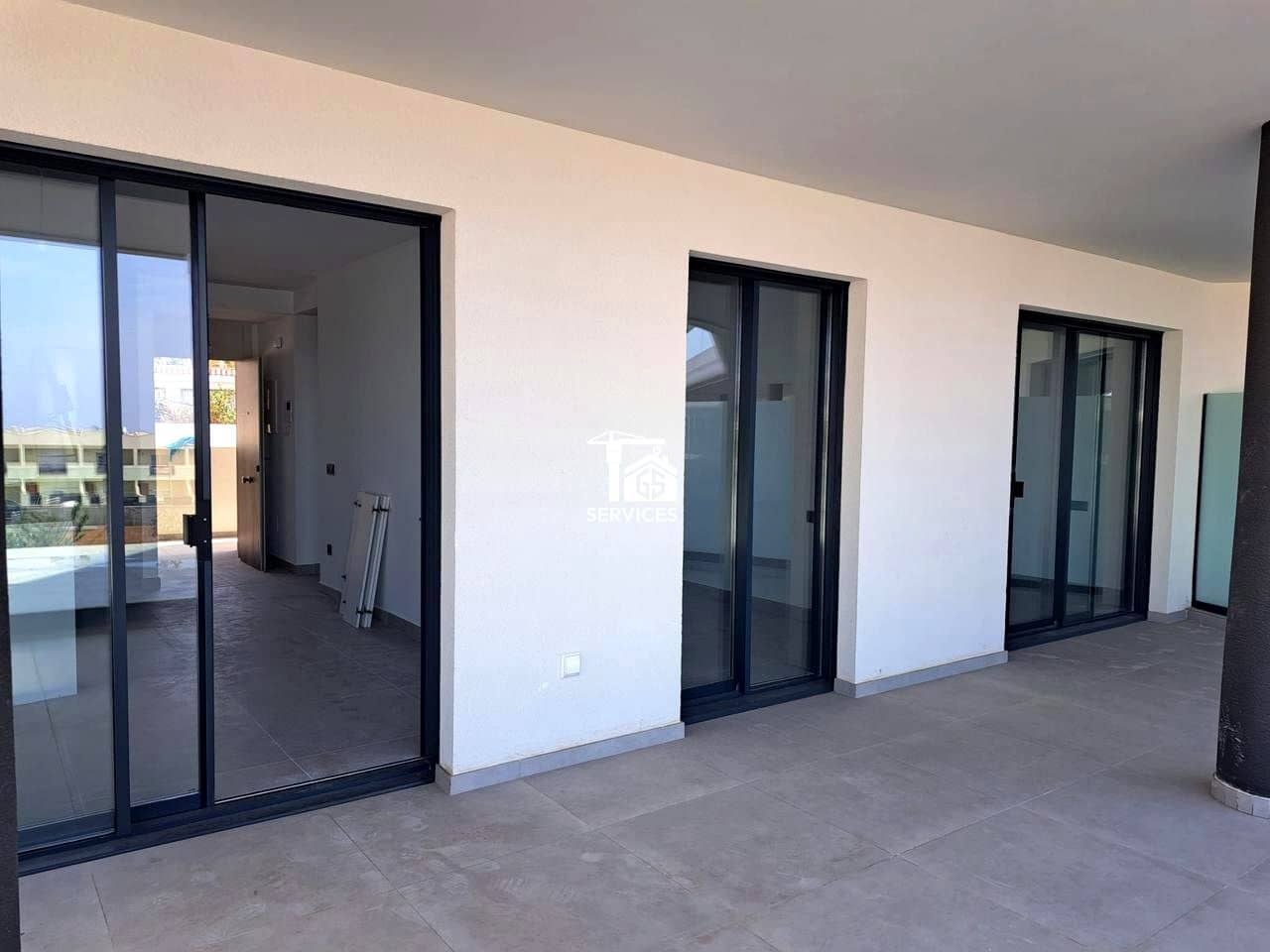 2 bedroom Flat for sale in Costa Adeje with pool garage - € 590,000 (Ref: 9618744)