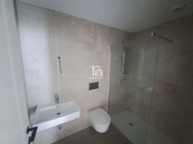 Piso de 2 habitaciones en Playa de Fañabé Alto, Adeje en venta con piscina garaje - 590.000 € (Ref: 9618744)