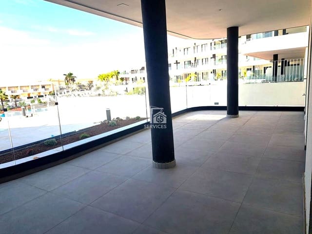 Piso de 2 habitaciones en Playa de Fañabé Alto, Adeje en venta con piscina garaje - 590.000 € (Ref: 9618744)