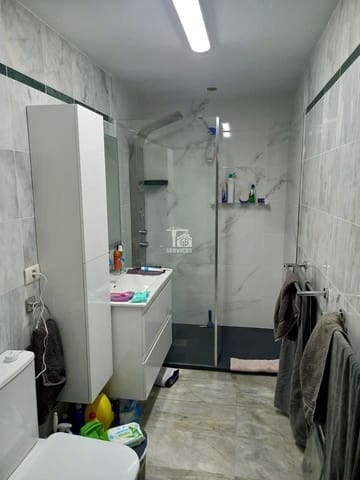 1 sovrum Lägenhet till salu i Los Cristianos, Arona med pool - 275 000 € (Ref: 9642836)