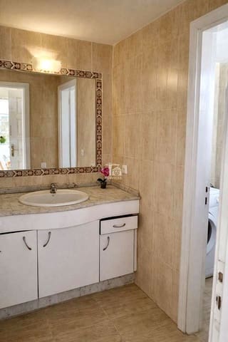 1 quarto Apartamento para venda em Torviscas Centro y Alto, Adeje com piscina - 230 000 € (Ref: 9659820)