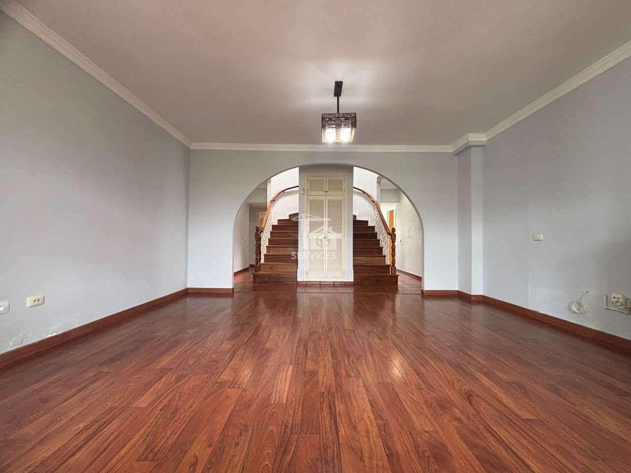 Chalet de 6 habitaciones en San Cristóbal de La Laguna en venta con garaje - 660.000 € (Ref: 9665441)