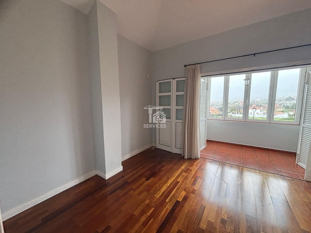 Chalet de 6 habitaciones en San Cristóbal de La Laguna en venta con garaje - 660.000 € (Ref: 9665441)