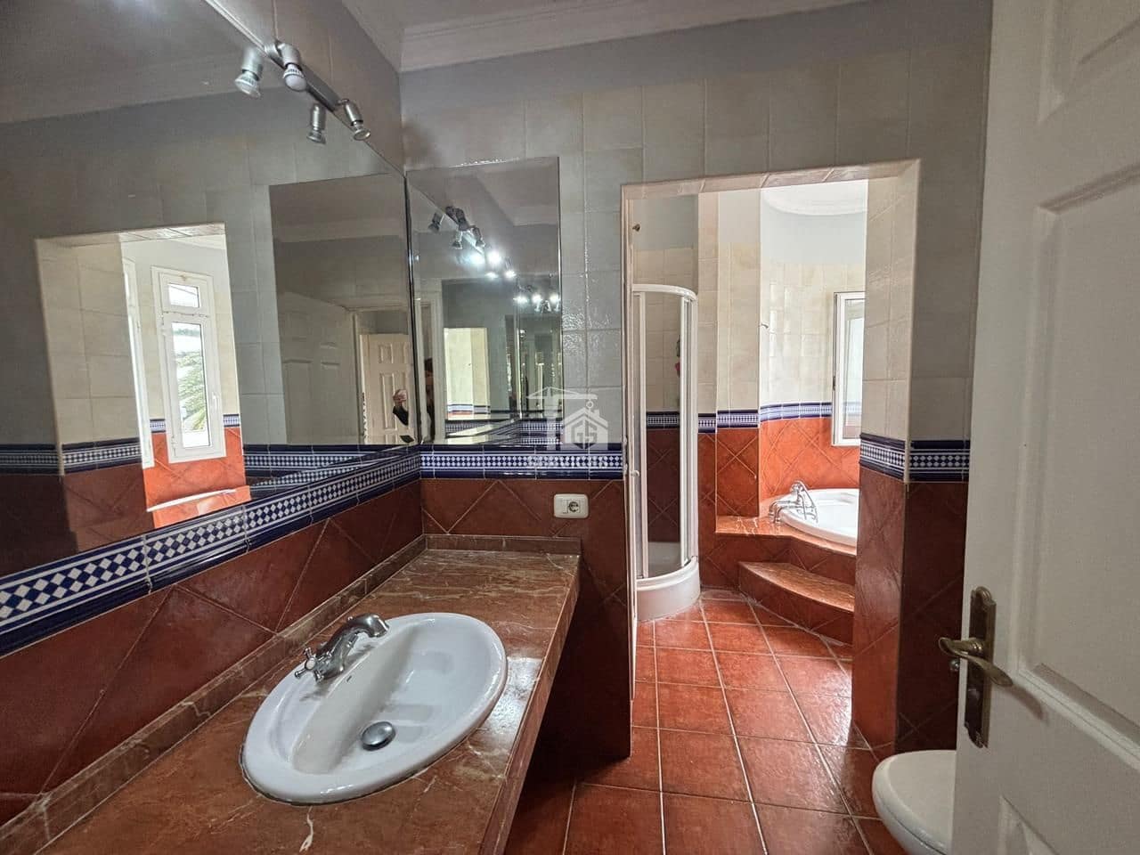 Chalet de 6 habitaciones en San Cristóbal de La Laguna en venta con garaje - 660.000 € (Ref: 9665441)