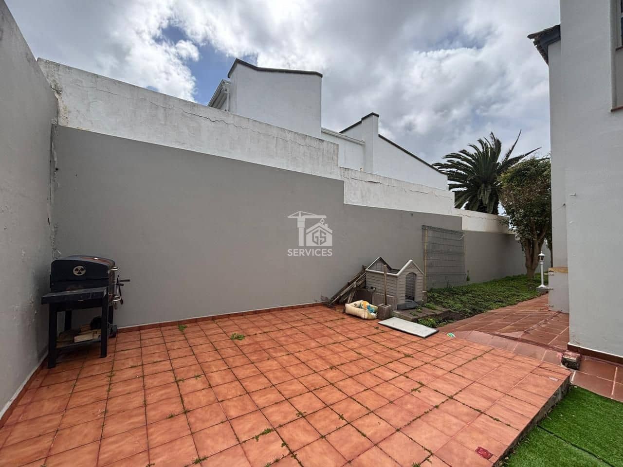 Chalet de 6 habitaciones en San Cristóbal de La Laguna en venta con garaje - 660.000 € (Ref: 9665441)