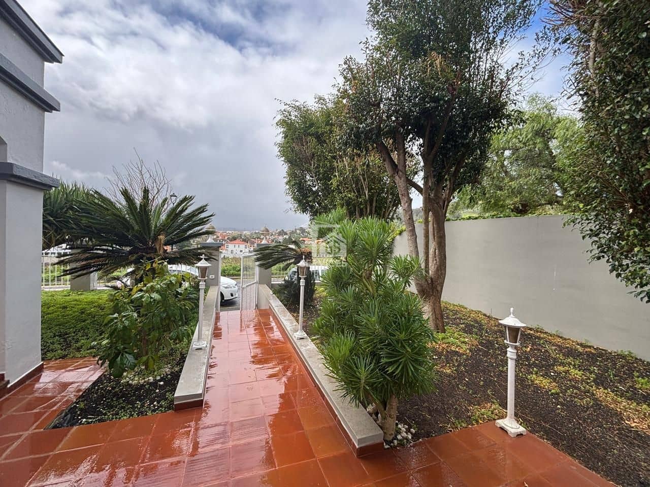 Chalet de 6 habitaciones en San Cristóbal de La Laguna en venta con garaje - 660.000 € (Ref: 9665441)