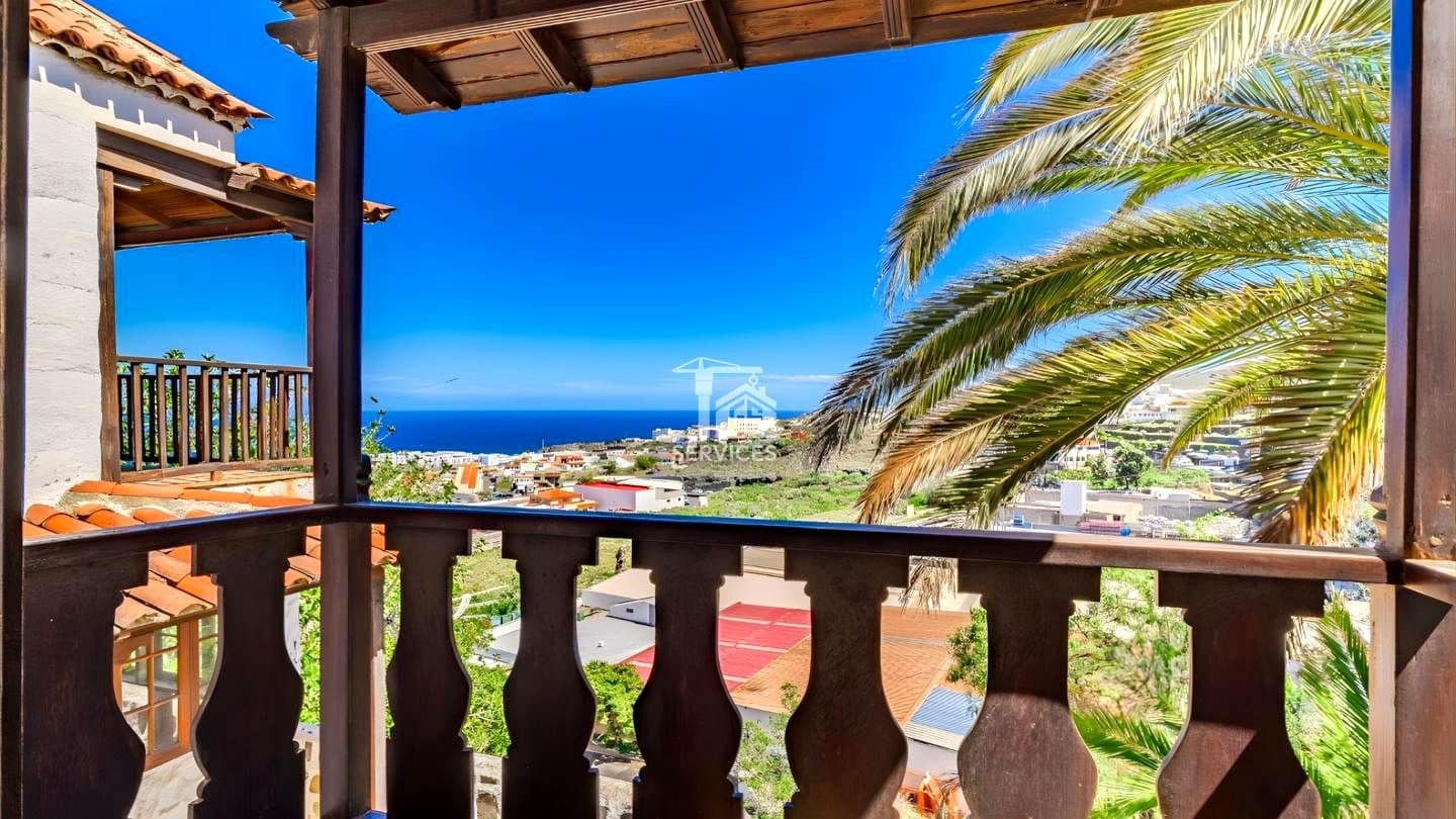 Chalet de 10 habitaciones en Icod de los Vinos en venta con garaje - 559.000 € (Ref: 9665442)