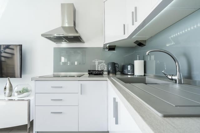 1 Zimmer Wohnung zu verkaufen in Playa Fañabe, Adeje mit Pool - 400.000 € (Ref: 9671308)