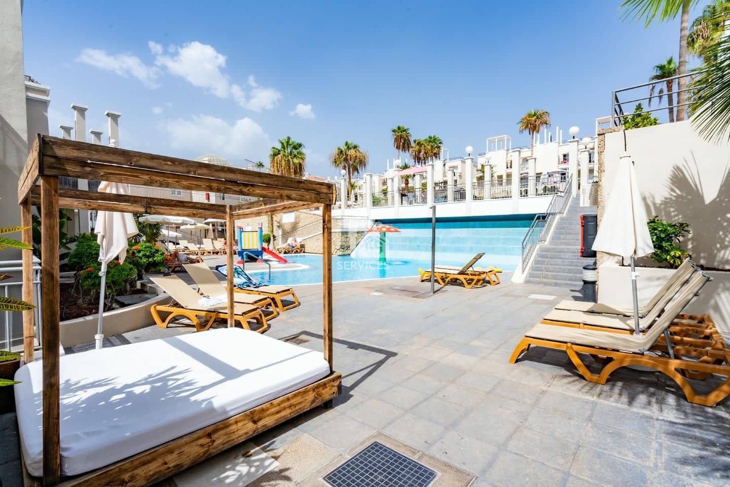 1 Zimmer Wohnung zu verkaufen in Adeje mit Pool - 400.000 € (Ref: 9671308)