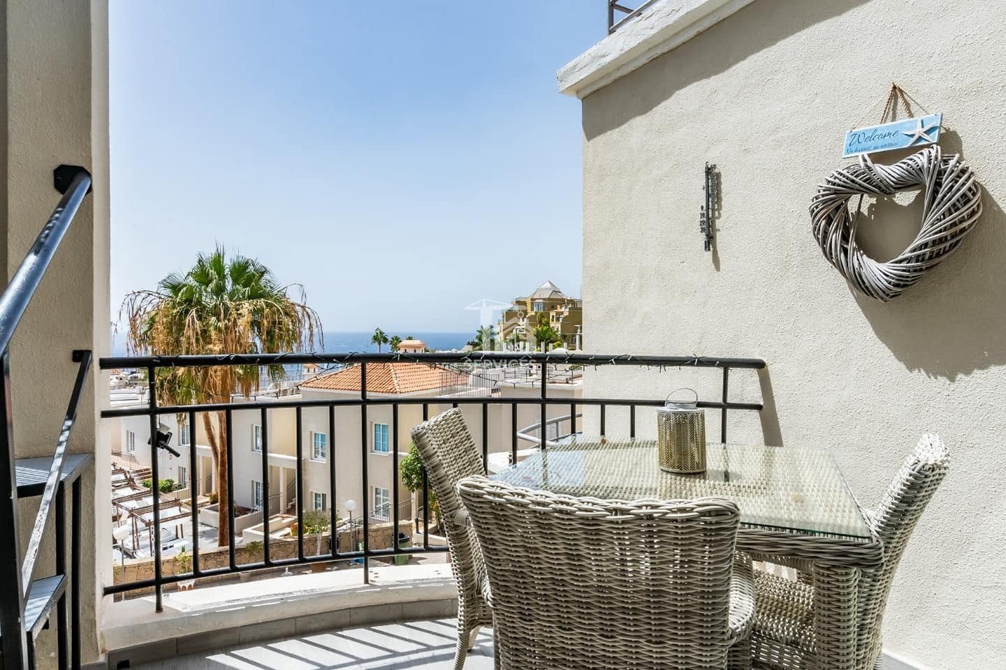 1 Zimmer Wohnung zu verkaufen in Adeje mit Pool - 400.000 € (Ref: 9671308)