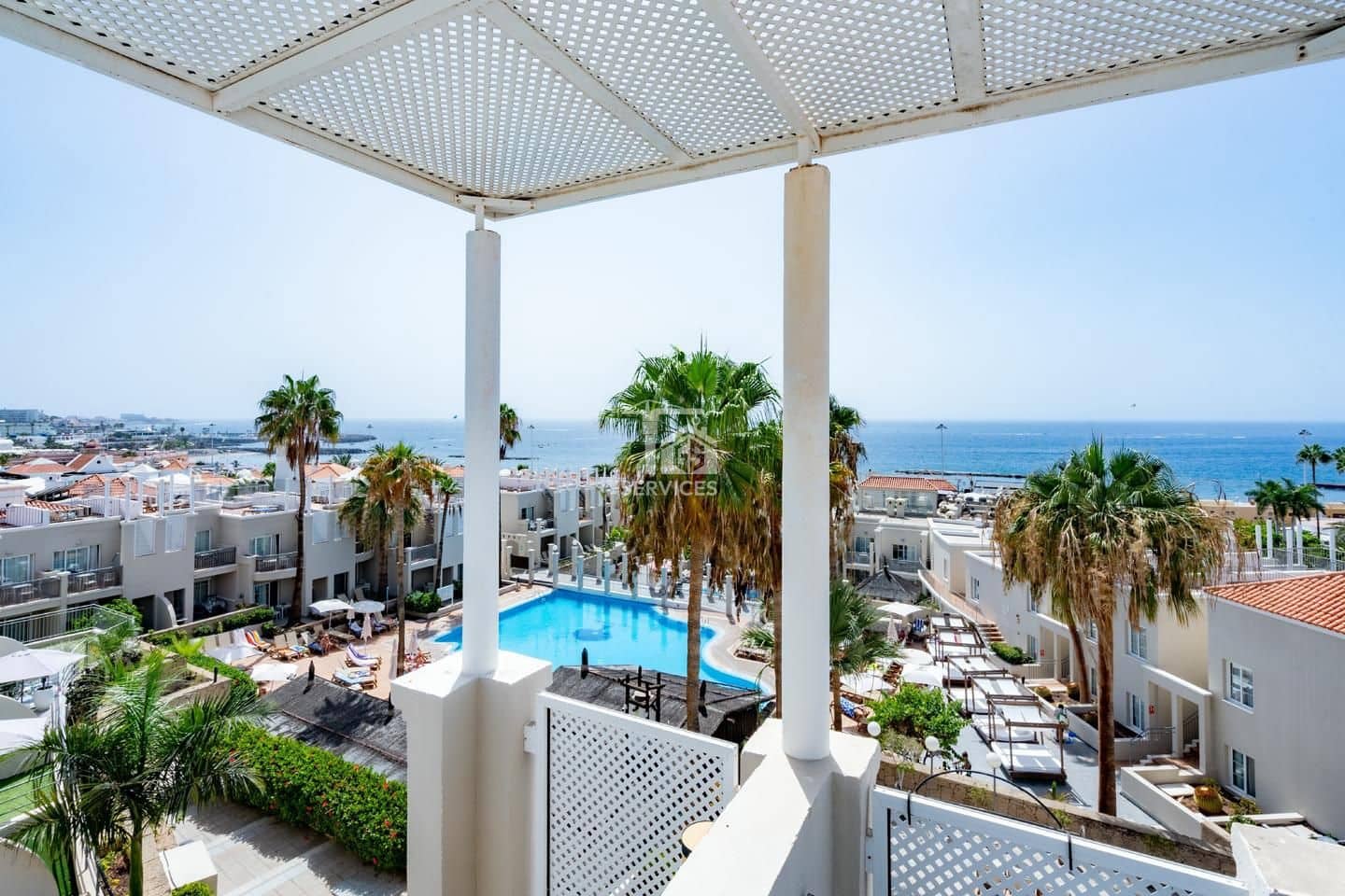 1 Zimmer Wohnung zu verkaufen in Adeje mit Pool - 400.000 € (Ref: 9671308)