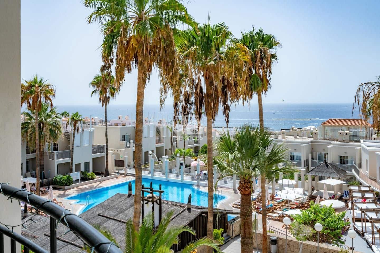 1 Zimmer Wohnung zu verkaufen in Adeje mit Pool - 400.000 € (Ref: 9671308)