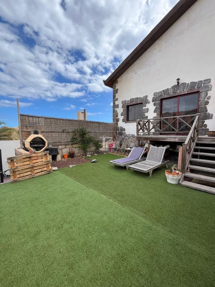 3 sypialnia Willa na sprzedaż w Granadilla de Abona z garażem - 320 000 € (Ref: 9679161)