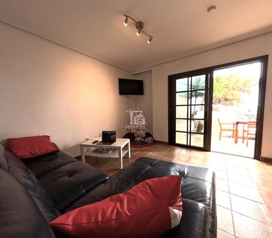 4 bedroom Villa for sale in Granadilla de Abona with garage - € 670,000 (Ref: 9679162)