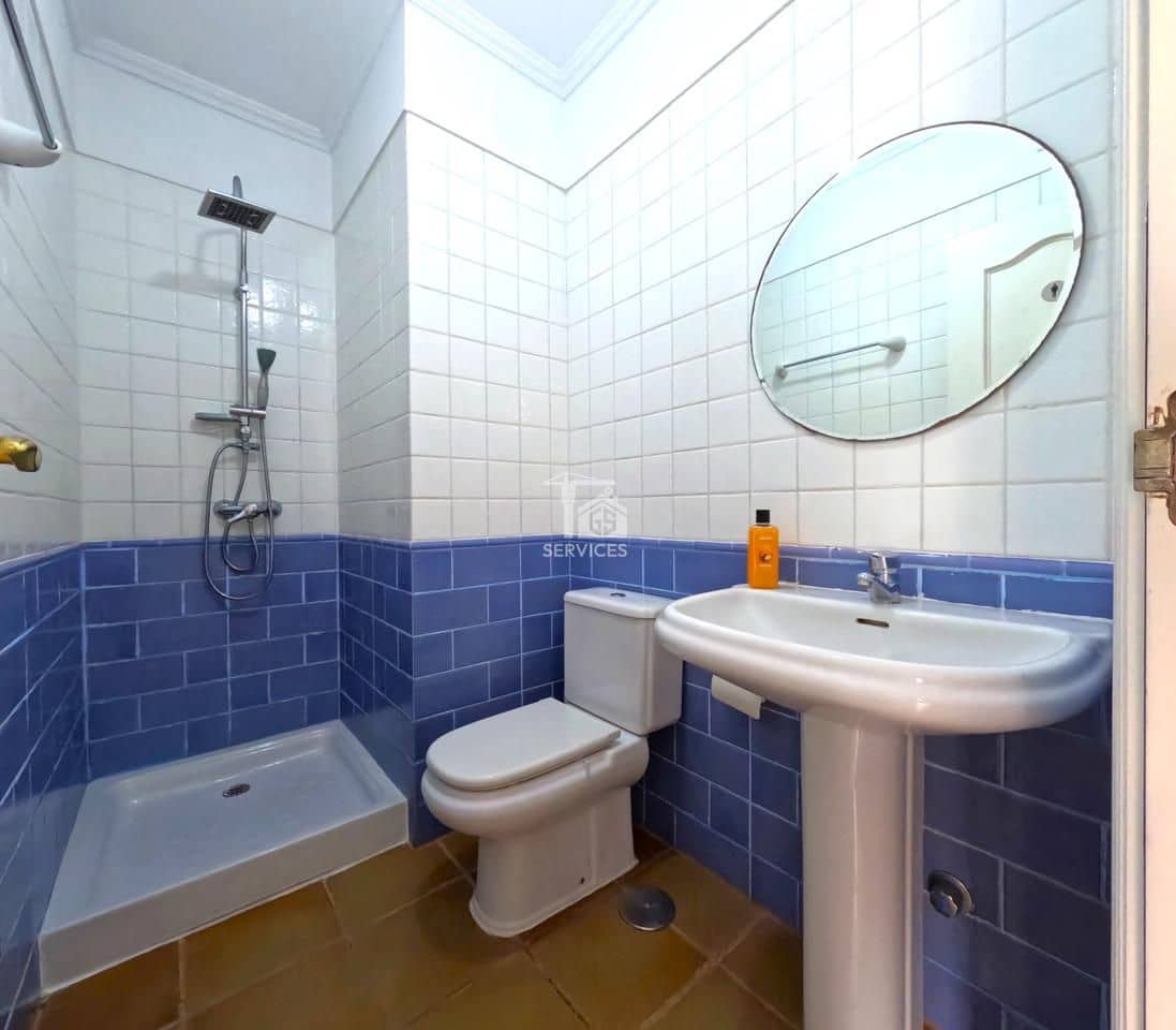 4 bedroom Villa for sale in Granadilla de Abona with garage - € 670,000 (Ref: 9679162)