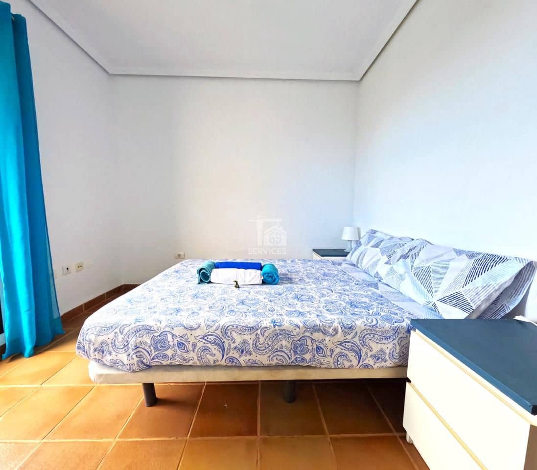 4 bedroom Villa for sale in Granadilla de Abona with garage - € 670,000 (Ref: 9679162)