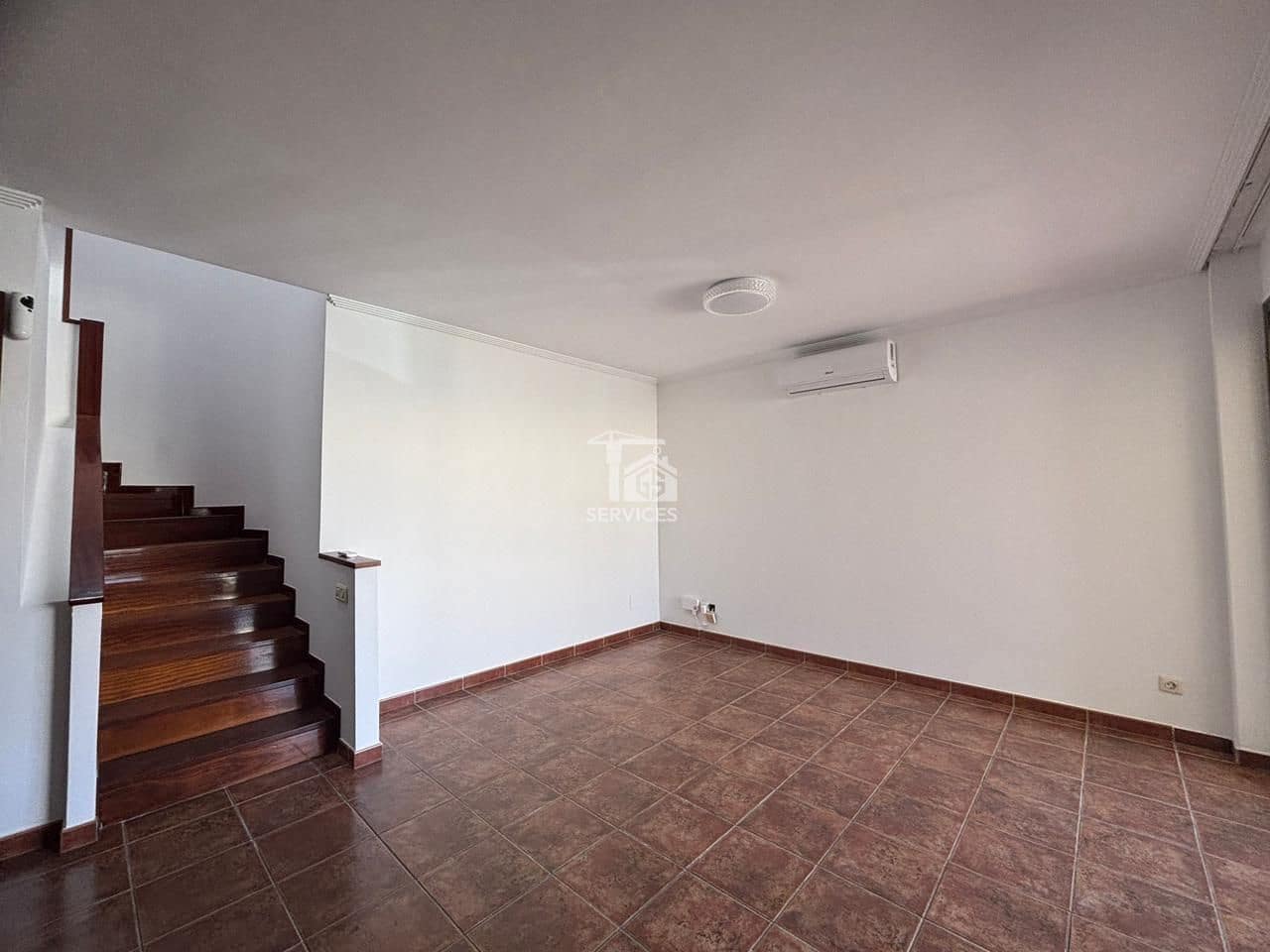 3 sypialnia Willa na sprzedaż w Granadilla de Abona z basenem garażem - 570 000 € (Ref: 9679235)