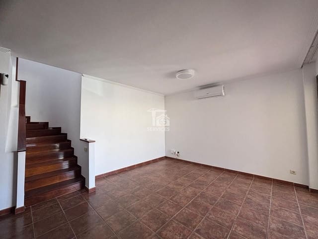 3 sypialnia Willa na sprzedaż w Granadilla de Abona z basenem garażem - 570 000 € (Ref: 9679235)