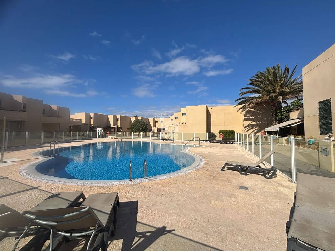 3 sypialnia Willa na sprzedaż w Granadilla de Abona z basenem garażem - 570 000 € (Ref: 9679235)