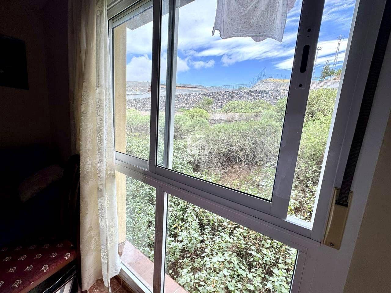 2 soveværelse Lejlighed til salg i Arona med garage - € 195.000 (Ref: 9684382)