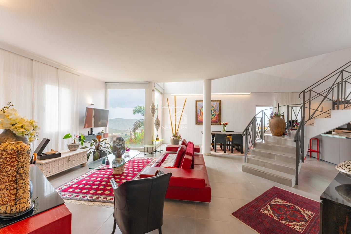 3 bedroom Flat for sale in Arona with garage - € 499,000 (Ref: 9684383)