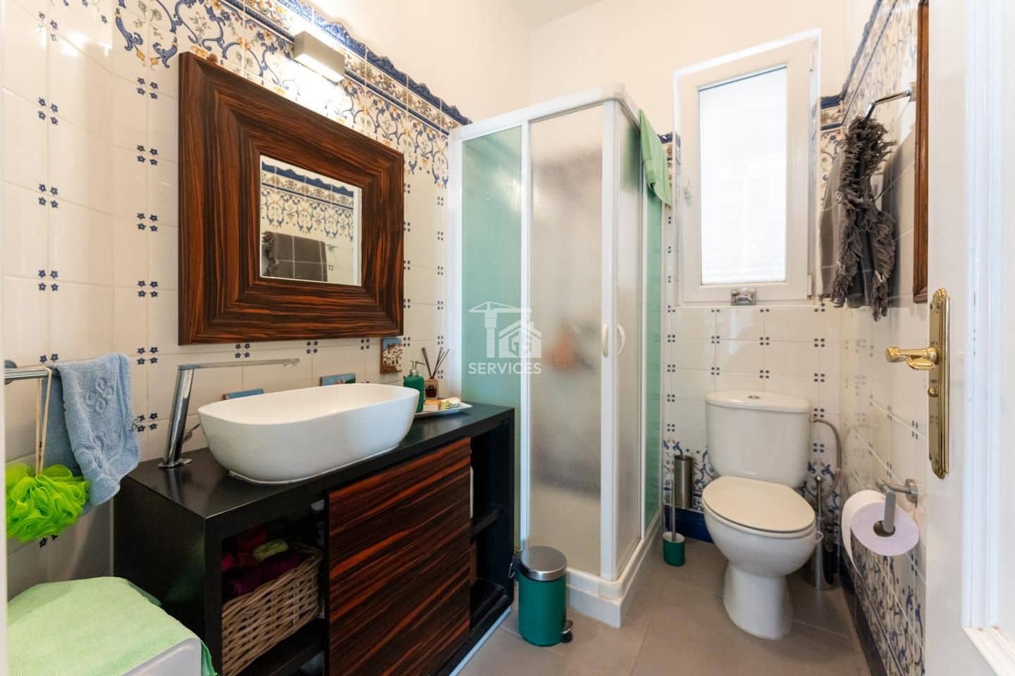 3 bedroom Flat for sale in Arona with garage - € 499,000 (Ref: 9684383)