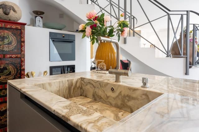 3 makuuhuone Asunto myytävänä paikassa Arona mukana 
autotalli - 499 000 € (Ref: 9684383)