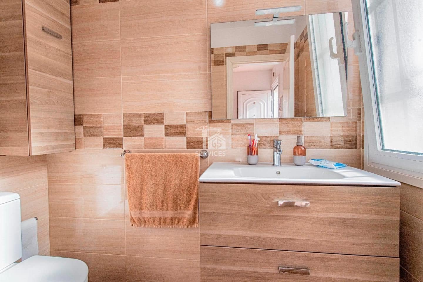 2 bedroom Villa for sale in Arona with garage - € 450,000 (Ref: 9708199)