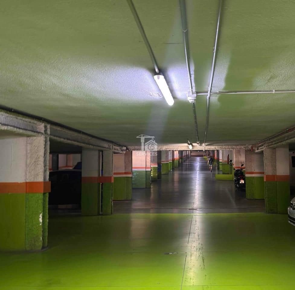 3 bedroom Flat for sale in Arona with pool garage - € 430,000 (Ref: 9708200)