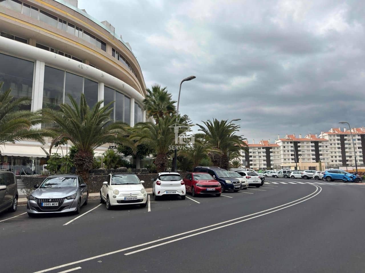 3 bedroom Flat for sale in Arona with pool garage - € 430,000 (Ref: 9708200)