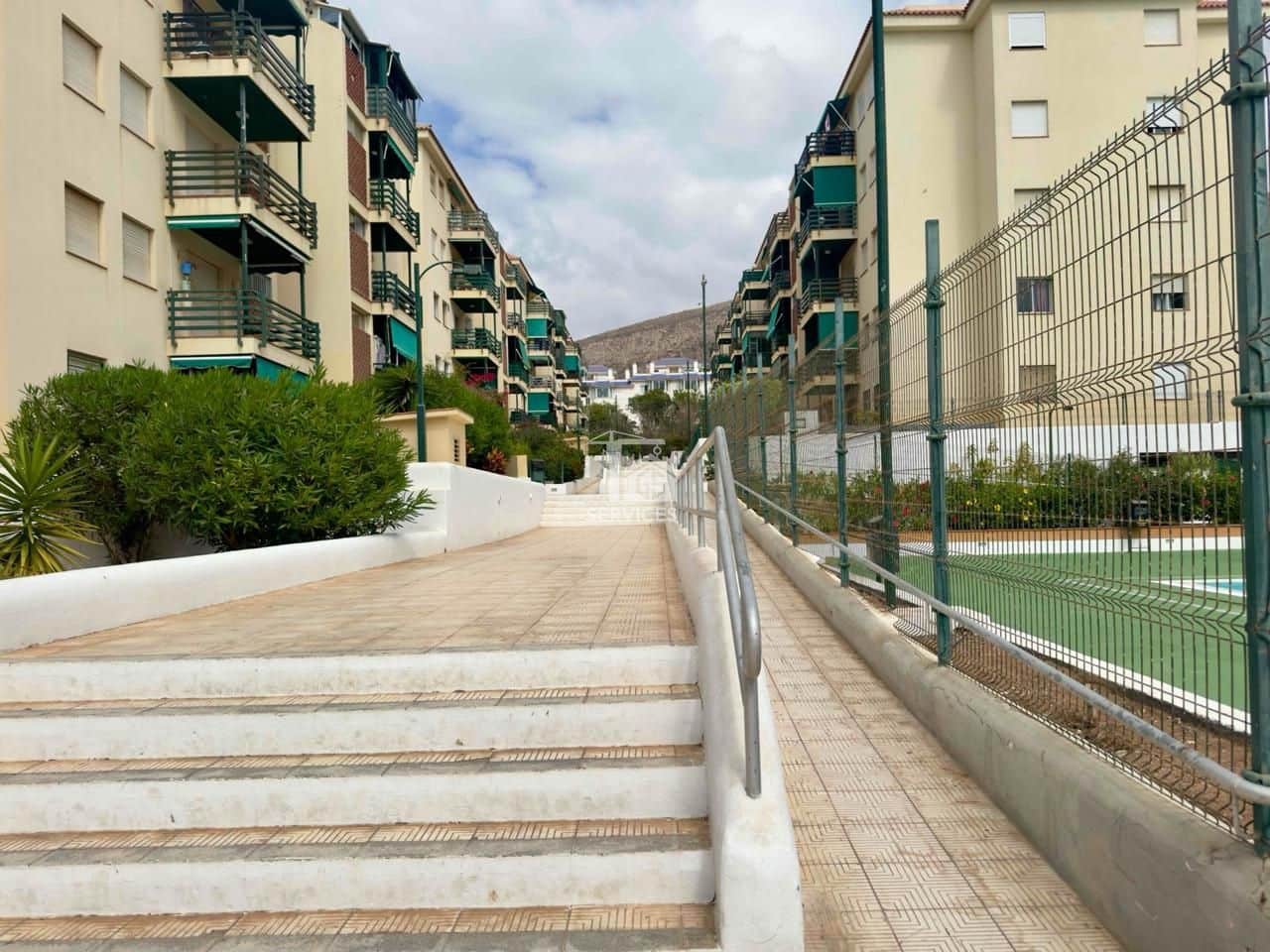 3 bedroom Flat for sale in Arona with pool garage - € 430,000 (Ref: 9708200)