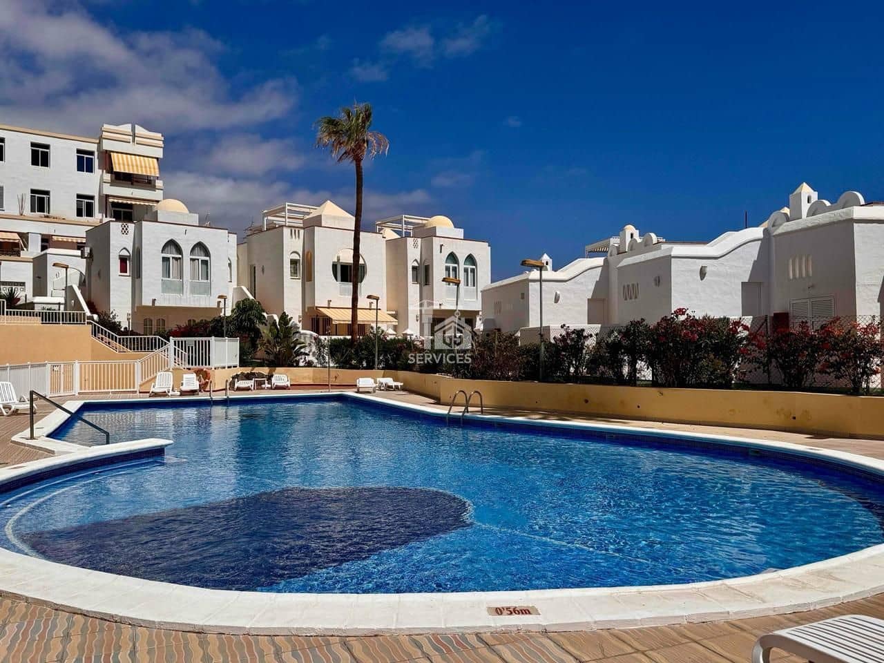 2 bedroom Flat for sale in Adeje with pool - € 339,000 (Ref: 9708201)