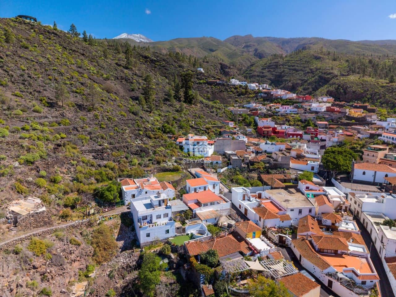 3 bedroom Villa for sale in Guia de Isora with pool - € 1,500,000 (Ref: 9715719)