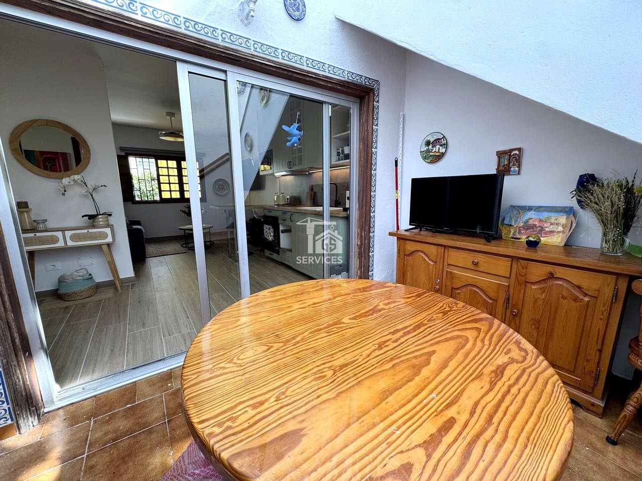 1 bedroom Flat for rent in Arona with pool - € 1,600 (Ref: 9720499)