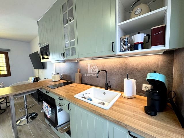 Piso de 1 habitación en Costa del Silencio, Arona en alquiler con piscina - 1.600 € (Ref: 9720499)