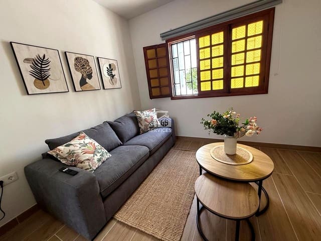 Piso de 1 habitación en Costa del Silencio, Arona en alquiler con piscina - 1.600 € (Ref: 9720499)