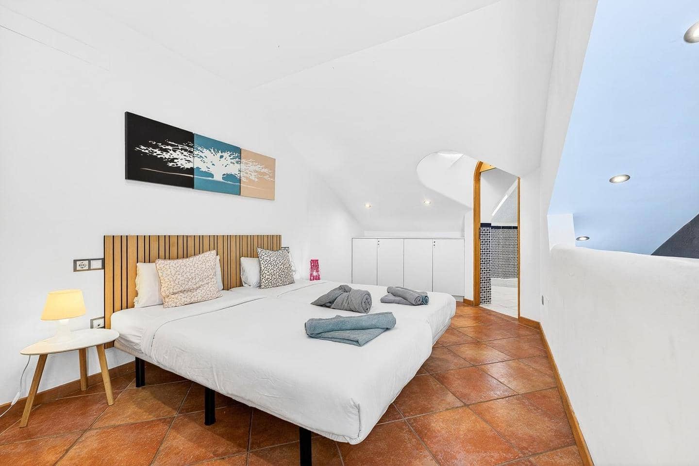 2 bedroom Flat for sale in Adeje with pool garage - € 475,000 (Ref: 9731526)