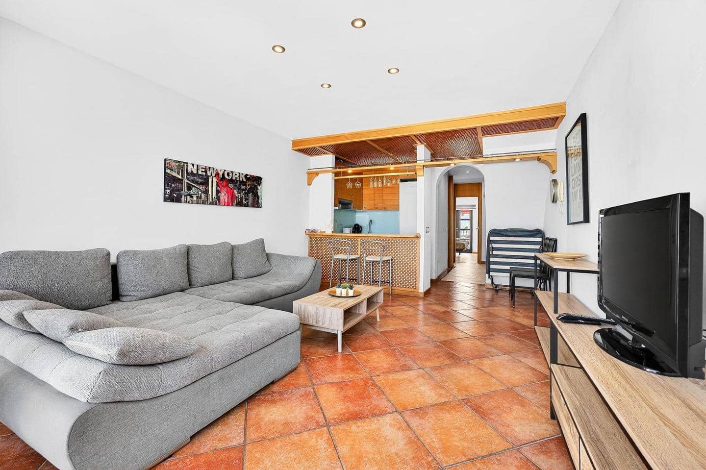 2 bedroom Flat for sale in Adeje with pool garage - € 475,000 (Ref: 9731526)