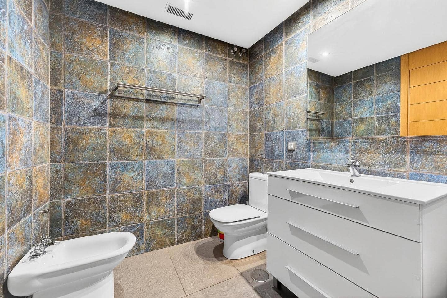 2 bedroom Flat for sale in Adeje with pool garage - € 475,000 (Ref: 9731526)