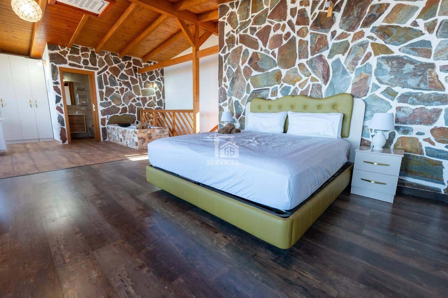 7 bedroom Villa for sale in Adeje with pool garage - € 1,500,000 (Ref: 9756761)