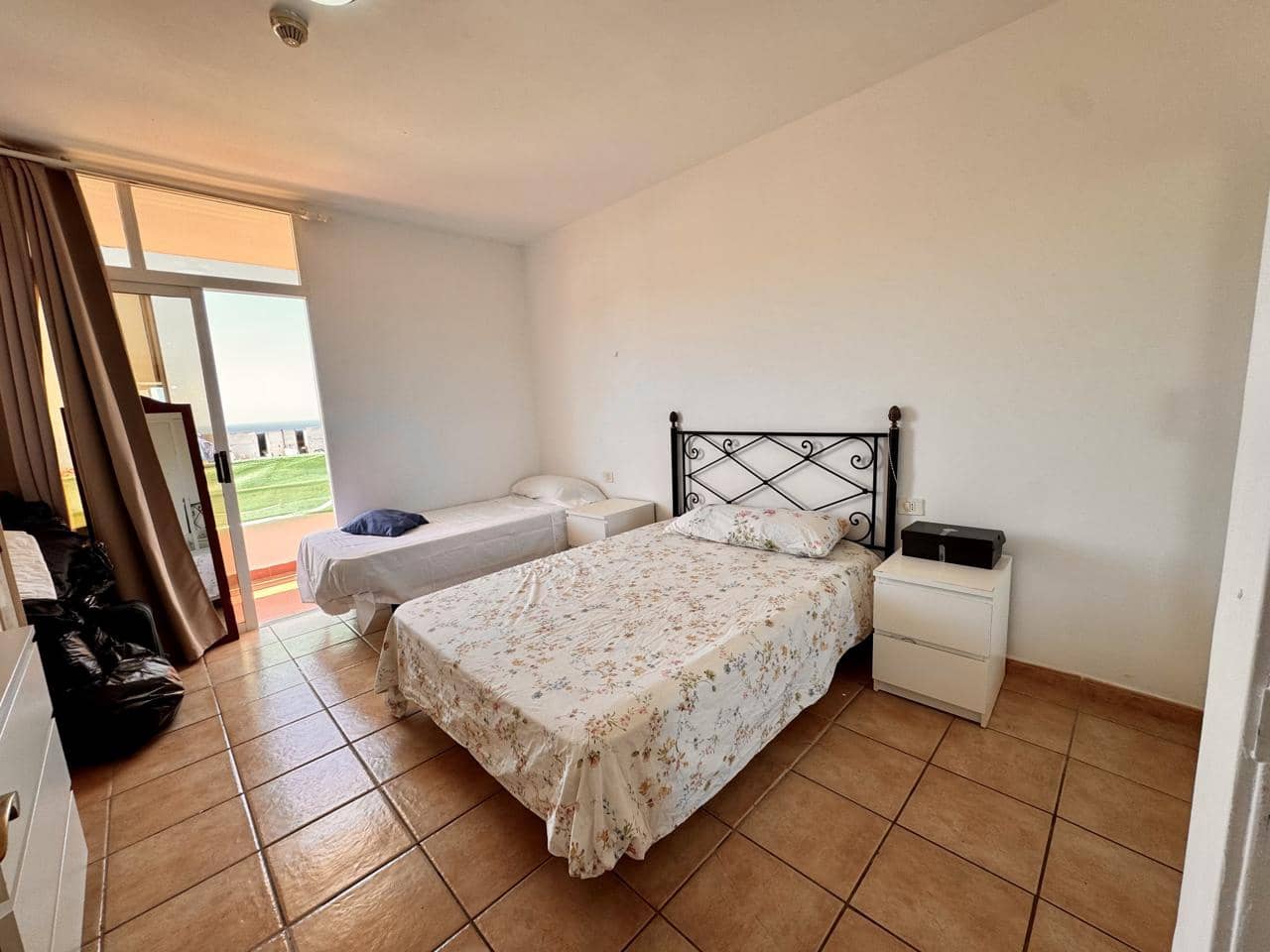 1 bedroom Flat for rent in Adeje with pool garage - € 1,100 (Ref: 9772632)