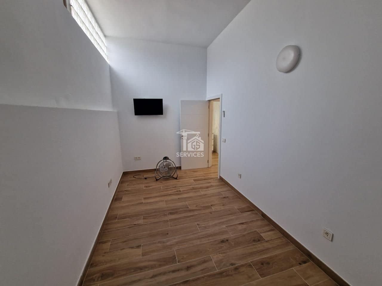 Piso de 2 habitaciones en Adeje en venta con garaje - 286.000 € (Ref: 9777274)