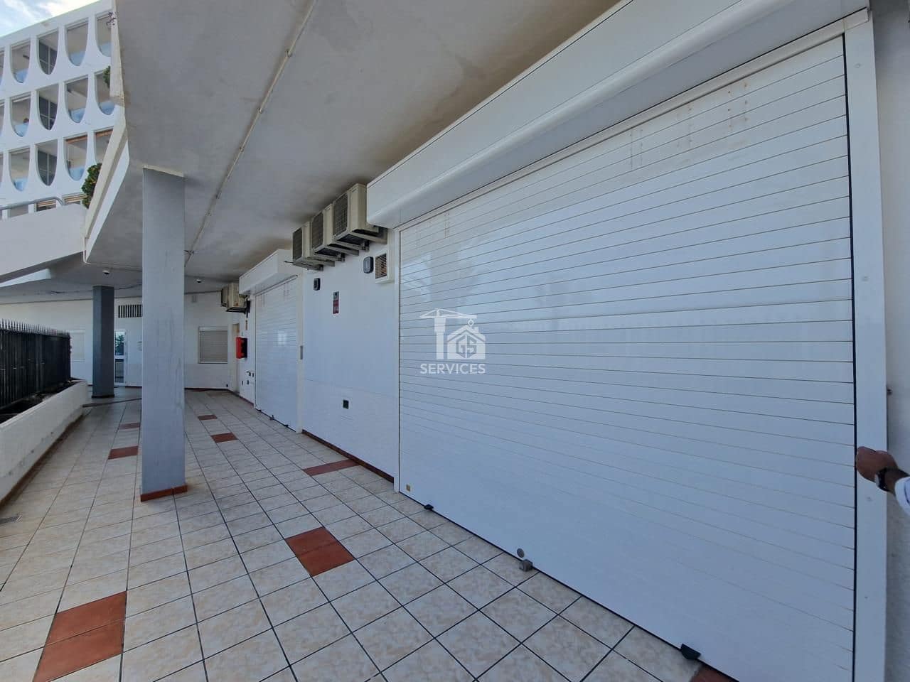 Piso de 2 habitaciones en Adeje en venta con garaje - 286.000 € (Ref: 9777274)