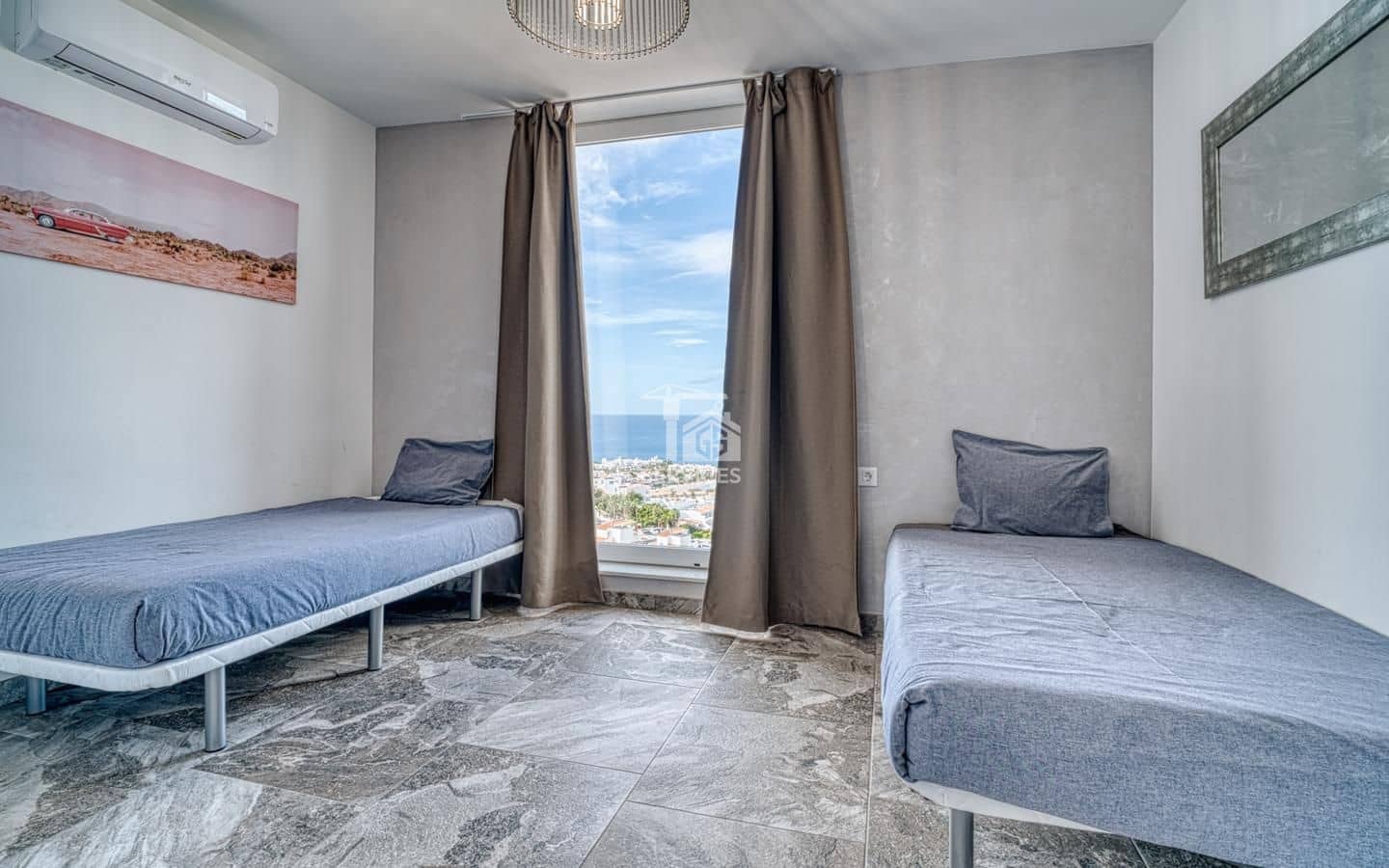 4 soverom Villa til salgs i Adeje med garasje - € 799 000 (Ref: 9777275)