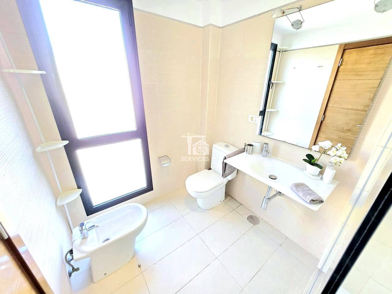 3 slaapkamer Flat te koop in Adeje - € 950.000 (Ref: 9777276)